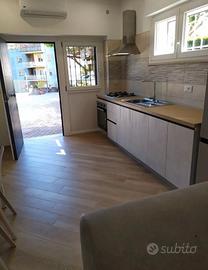 CASSIA LA STORTA MONOLOCALE ARREDATO Con TERRAZZO