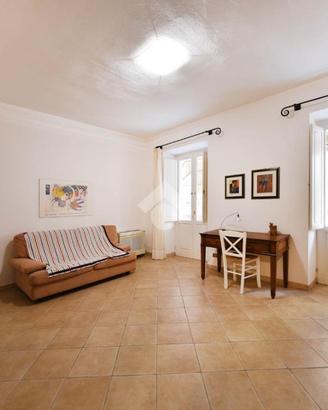 3 LOCALI A CAGLIARI