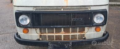 fanali anteriori e mascherina griglia Fiat Laverda