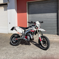 HM CRM 125 Competition