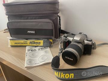 Nikon F65 Reflex analogica  Kit completo
