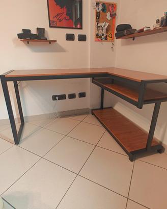 Scrivania angolare stile industrial