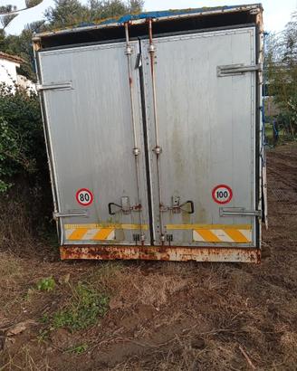 Cassone per camion centinato