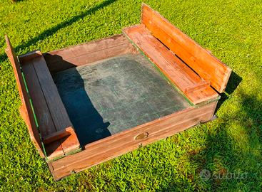 Sabbiera in legno per gioco bambini