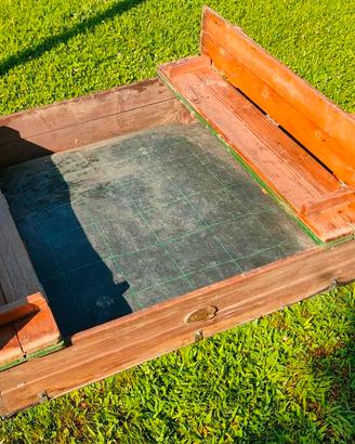 Sabbiera in legno per gioco bambini