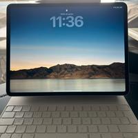 iPad Air 13” M2 128GB + Magic Keyboard + Apple Pen