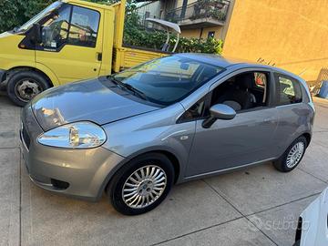 FIAT GRANDE PUNTO 