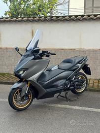 T Max 560 tech Max 2020
