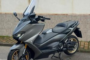 T Max 560 tech Max 2020