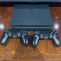 PS4 slim di 1000GB con 2 joystick