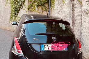 Lancia  Y