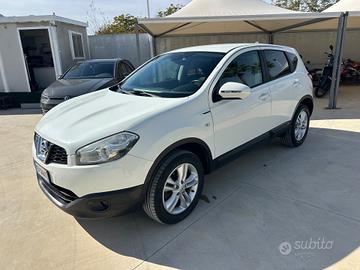 Nissan Qashqai 1.5 DCI 110CV/RETROCAMERA/B.SHAFT