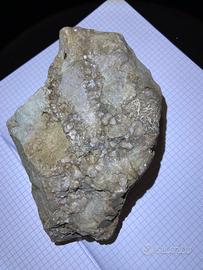 Calcite e quarzo su matrice