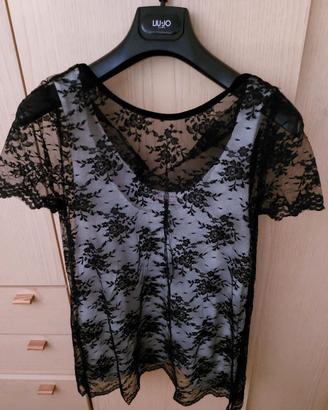 Blusa in pizzo con canotta zara