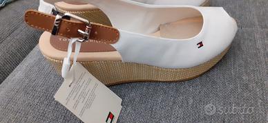 Tommy Hilfiger sandali bianchi nuovi 37