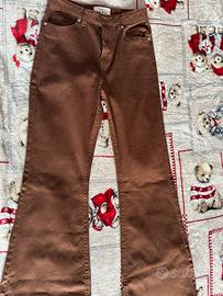Jeans marroni zampa larga