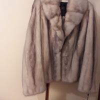   5 pellicce di visone nuove   850€,1100 €,1200€