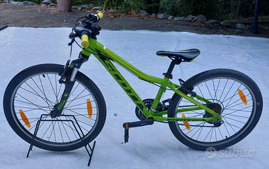 MTB Scott Scale JR 24 Verde / Nera Pari al Nuovo