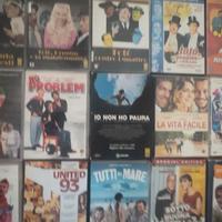 COMPACT DISC