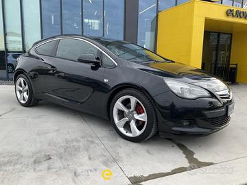 OPEL Astra GTC 1.6 Turbo 180CV 3 porte Cosmo S