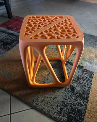 Sgabello desing arancione 3d print