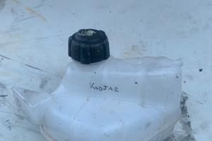 VASCHETTA ACQUA RADIATORE RENAULT KADJAR ANNO:2021