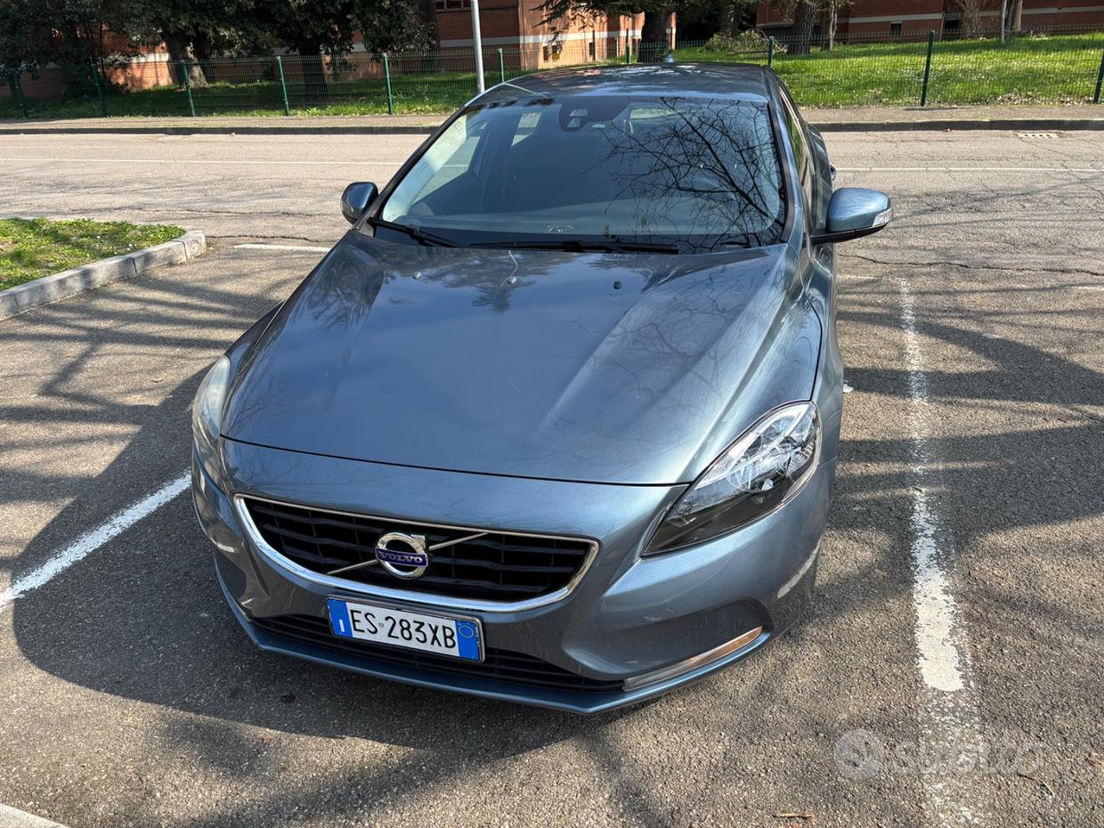 Volvo V40 (2012-2020)