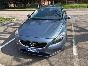 Volvo V40 D 2 Powershift Kinetic