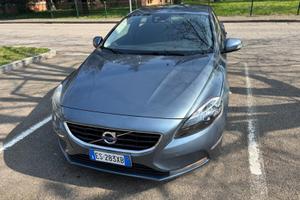 Volvo V40 D 2 Powershift Kinetic