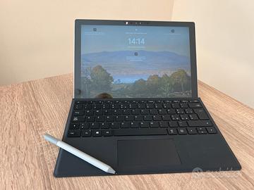 Surface pro 7  i5 8gb ram ssd 128gb