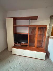 Parete  attrezzata