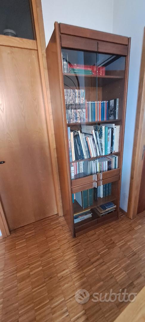 Grande libreria legno massello da completare - Arredamento e Casalinghi In  vendita a Vicenza