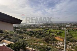 Villetta bifamiliare - Augusta