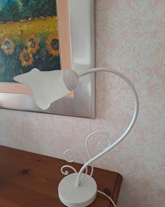 Lampada tavolo e  comodino 