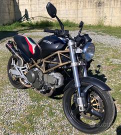 Ducati Monster 600