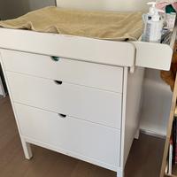 Fasciatoio con cassettiera Stokke