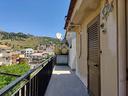 2-locali-a-giardini-naxos