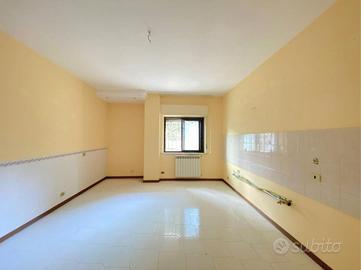 3 LOCALI A CASERTA