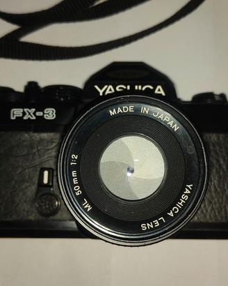 Fotocamera Yashica FX-3 + custodia + 3 obbiettivi 