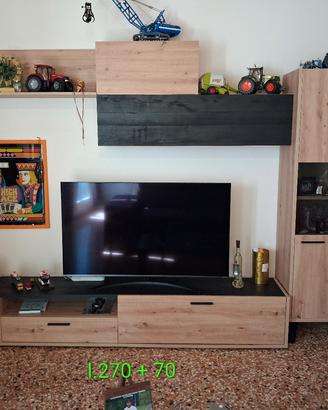 Soggiorno tinta rovere miele e nero grafite