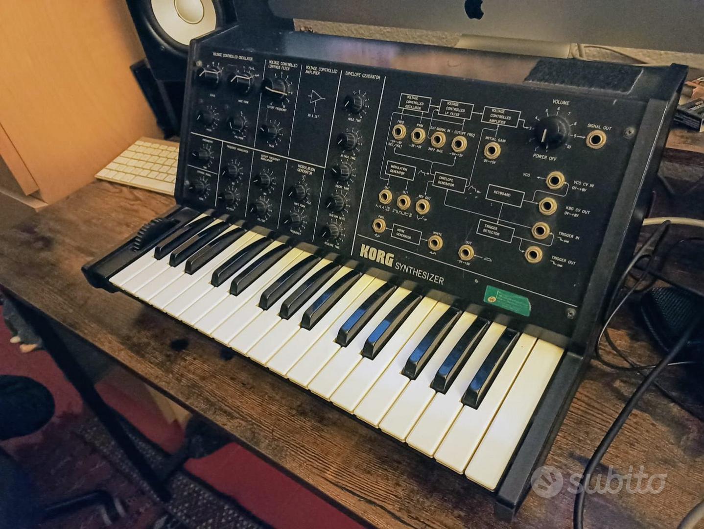 KORG MS2000R バーチャルアナログシンセサイザー KORG MS2000R バーチャルアナログシンセサイザー KORG MS2000 (中古