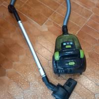 Aspirapolvere senza sacchetti a traino Imetec 700W