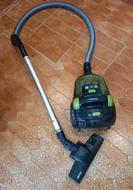Aspirapolvere senza sacchetti a traino Imetec 700W