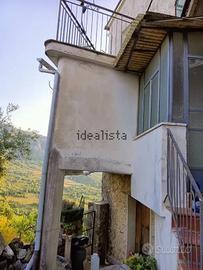 Casa indipendente a Roccagloriosa