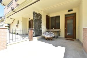 2 LOCALI A BORGHI