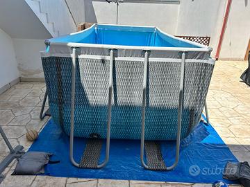 Piscina fuori terra bestway