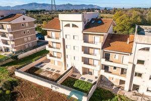 Palestrina: appartamento con box auto e cantina