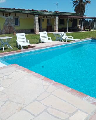 Chalet con piscina privata fronte mare