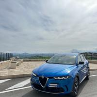 Alfa Romeo Tonale 1.6 Diesel TCT6 Ti - Blu Misano