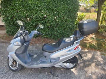 Scooter Phoenix 150